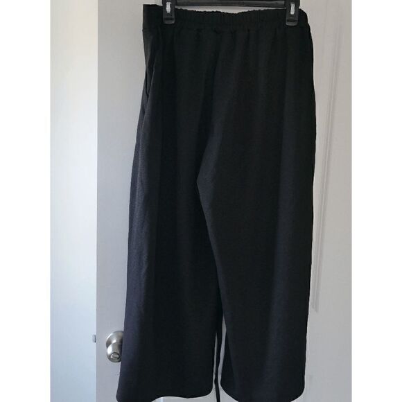 Lily Black Tie-Waist Pocket Capri Pants 3XL - Picture 3 of 9